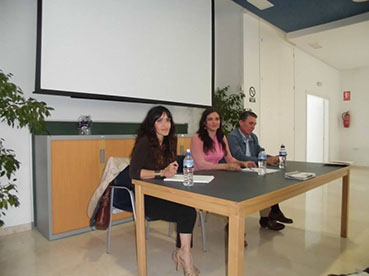 Conferencia en Estepa sobre vivienda con Granada Santos
