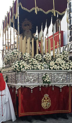 La Virgen de los Desamparados, el pasado domingo. Foto de Sara Pachón.