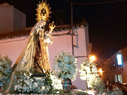 La Virgen del Carmen, por el barrio del "jondón". Foto: Mariló Angulo.