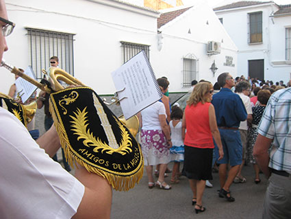 La Asociación Cultural Amigos de la Música de Estepa acompañó la procesión de Santa Ana